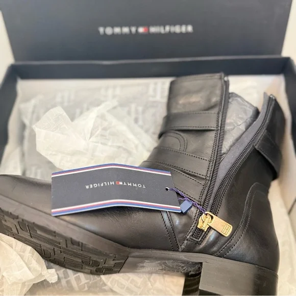 NWT Tommy Hifigure Boots Size: US8.5 Fall/Winter/Spring - Picture 5 of 10